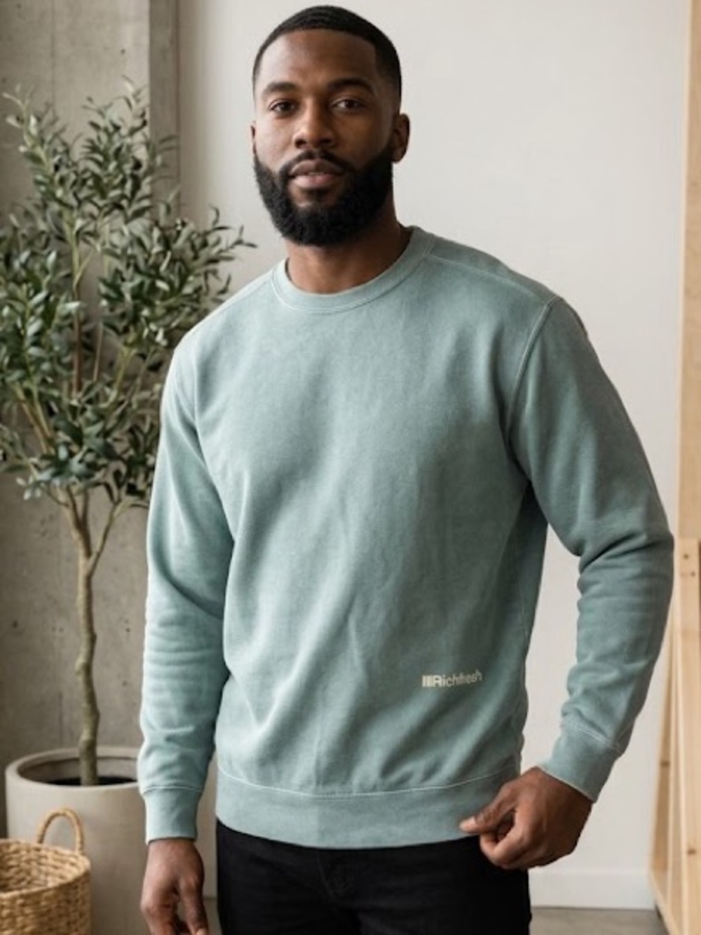 Richfresh / rare seafoam green pullover sweatshirt top crewneck M
